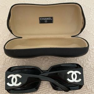 Chanel classic black and pearl sunglasses